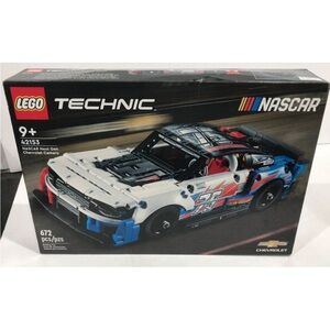 Brand New Lego Technic 42153 NASCAR Next Gen Chevy Camaro complete Set